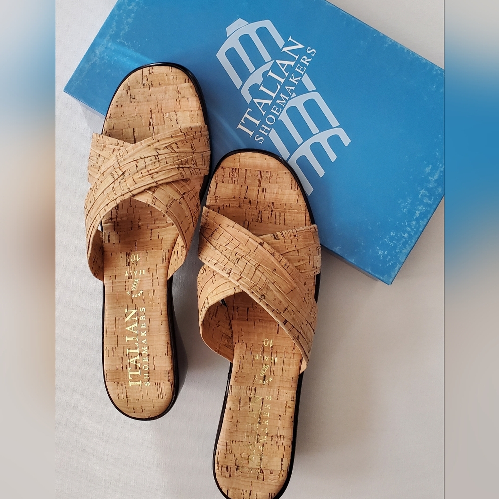 NWT Italian Shoemakers Cork Cross-Strap Wedge Sandals  Size 10